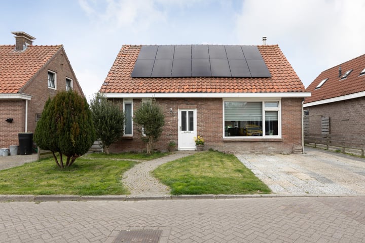 Photo of property Oosterstraat 19, Witmarsum