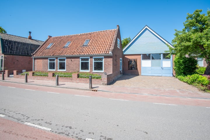 Photo of property Oosterstraat 45, Benningbroek