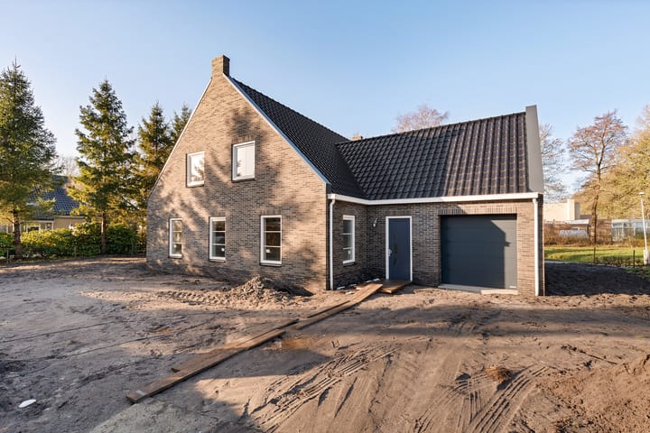 Oosterweg 12 in Muntendam