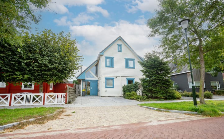 Photo of property Oosterzijweg 54, Heiloo