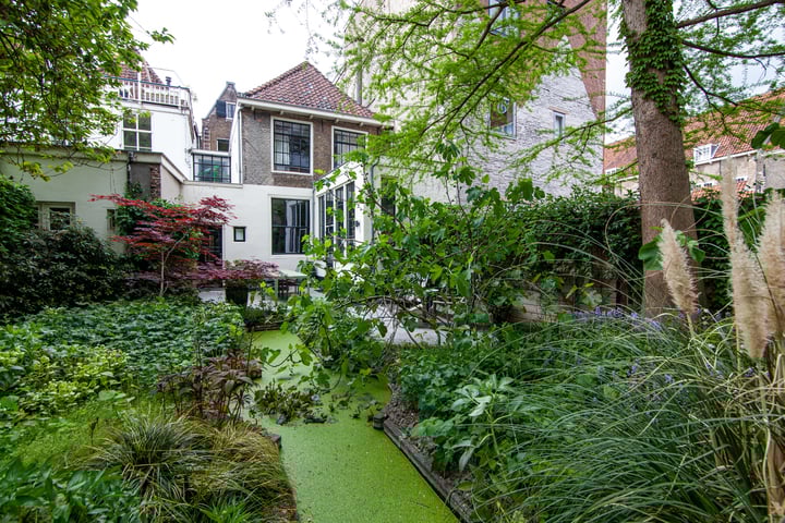 Oosthaven 14 in Gouda
