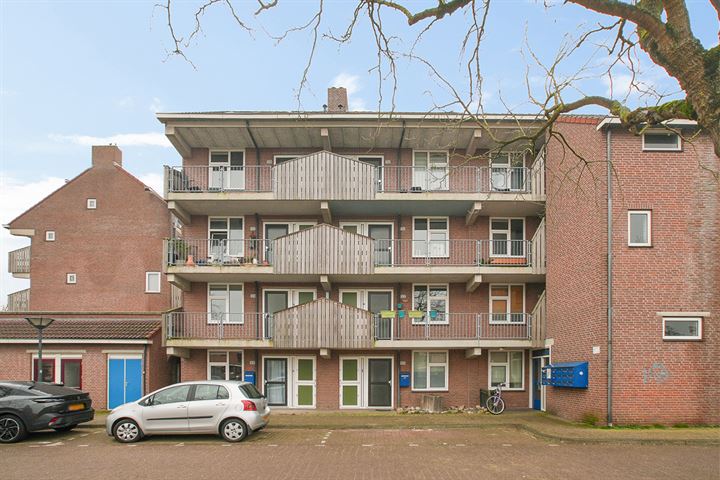 Oostkade 130 in Huizen