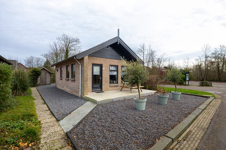 Oostmahorn 128 in Eanjum