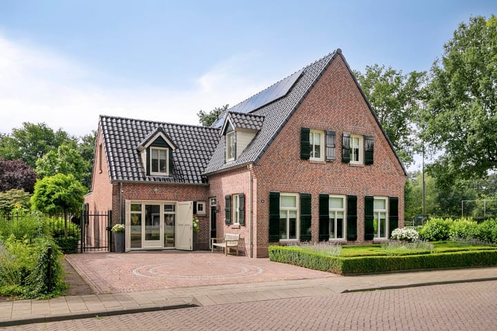 Oostmoer 34 in Nispen
