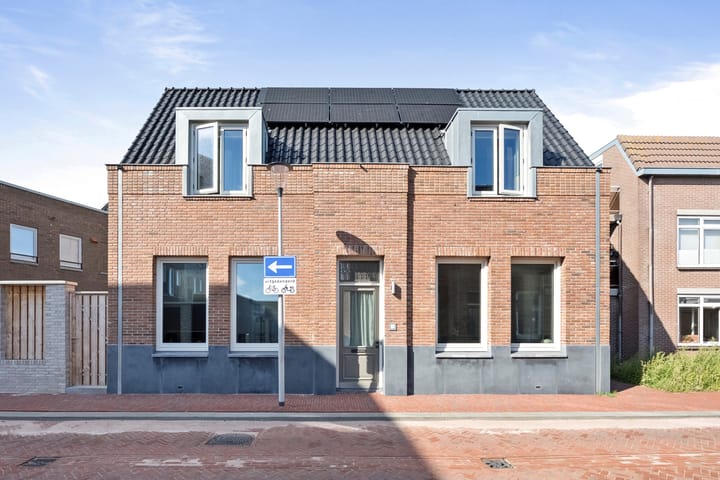 Oostslootstraat 1B in Den Helder foto