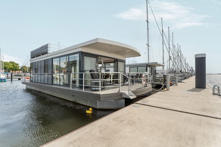 Oostvaardersdijk 99041 in Lelystad foto
