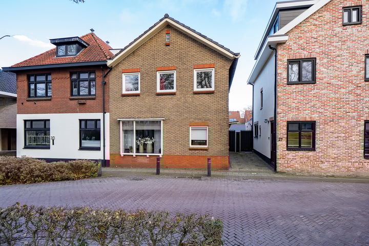 Photo of property Oostwal 25, Oldenzaal