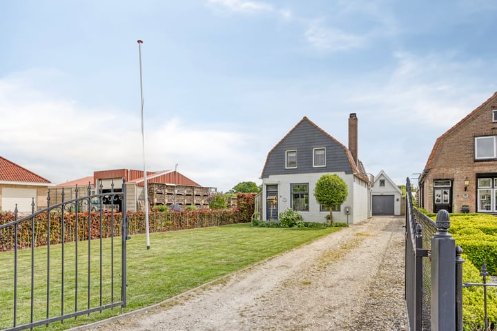 Oostweg 3 in Kapelle