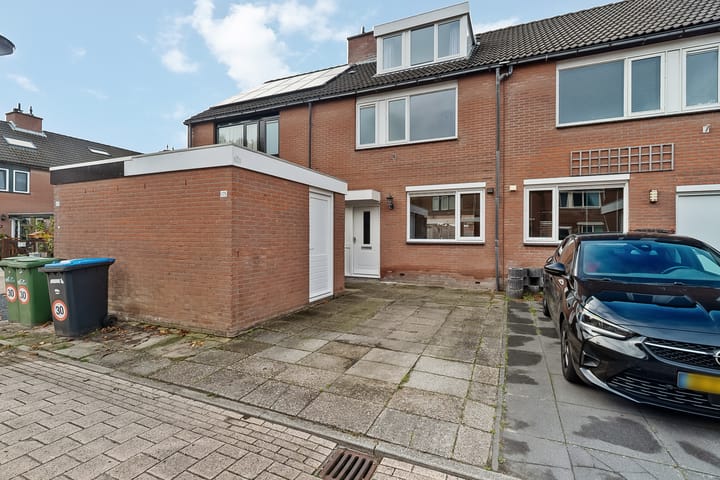 Oostzeestraat 175 in Lelystad foto