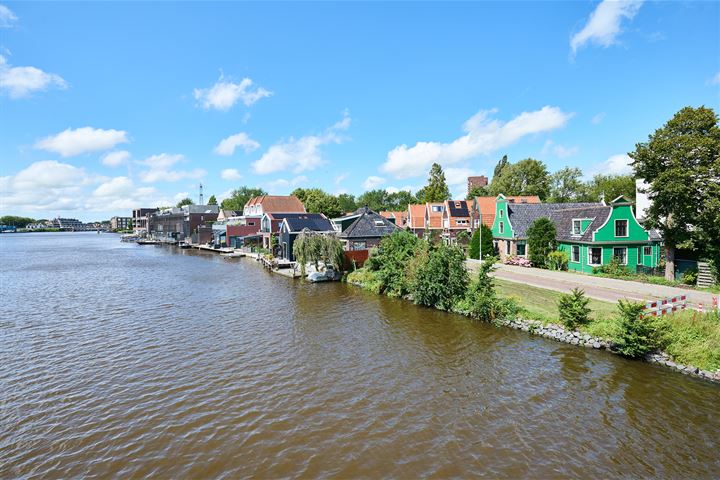 Oostzijde 242 in Zaandam