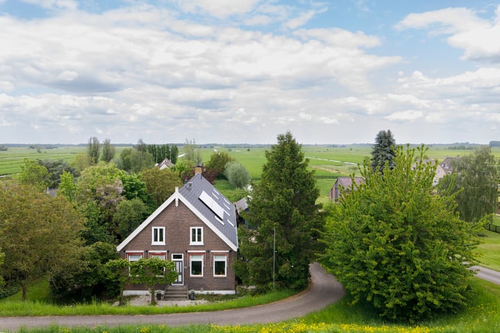 Photo of property Opperduit 334, Lekkerkerk