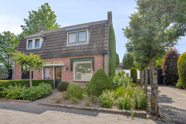 Photo of property Opwettenseweg 113, Nuenen