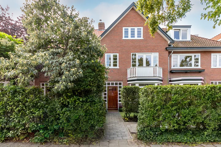 Photo of property Oranje Nassaulaan 110, Overveen