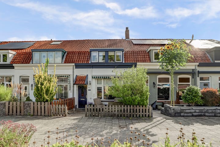 Photo of property Oranje Nassaulaan 14, Leerdam