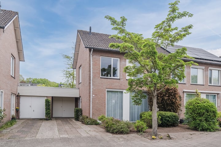 Oranje-Nassaulaan 211 in Sint-Oedenrode