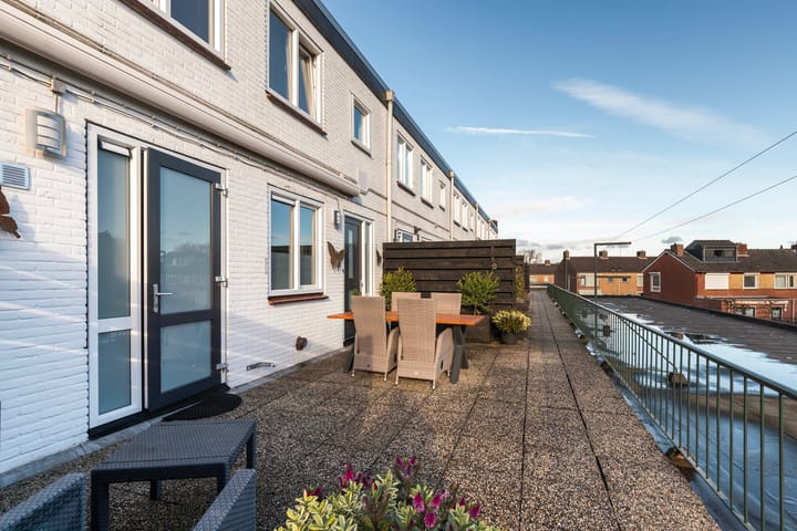 Foto van woning Oranje Nassauplein 5, Eerbeek