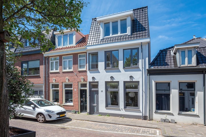 Oranjeboomstraat 144 in Haarlem