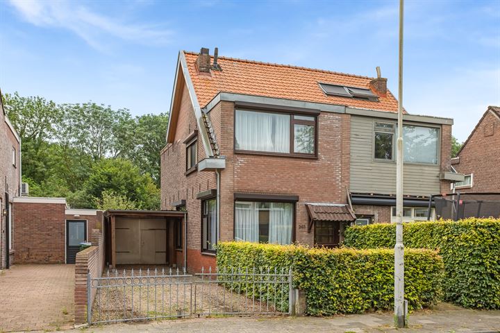 Oranjeboomstraat 243 in Breda