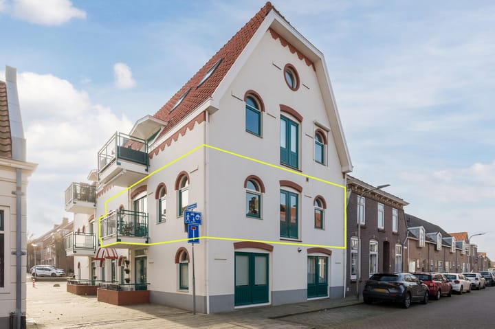 Oranjedam 66 in Katwijk