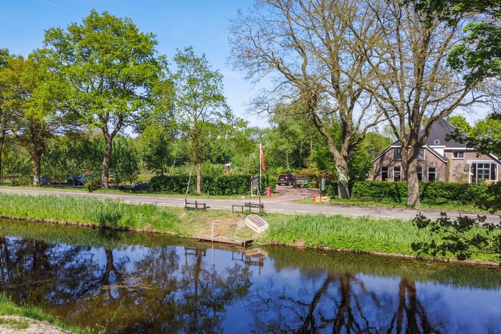 Oranjekanaal N.Z. 21 in Zwiggelte