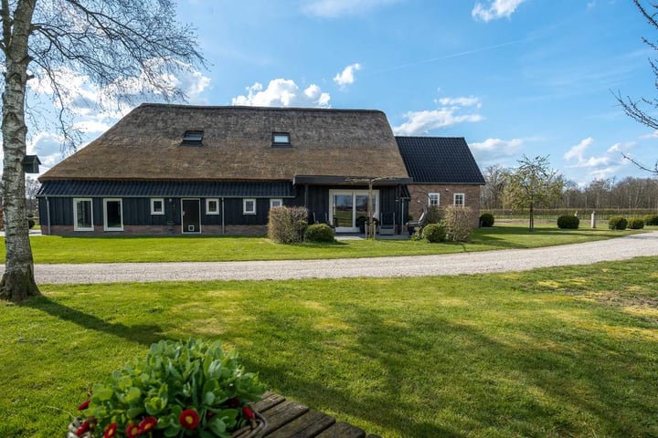 Photo of property Oranjekanaal Z.Z. 33A, Hijken