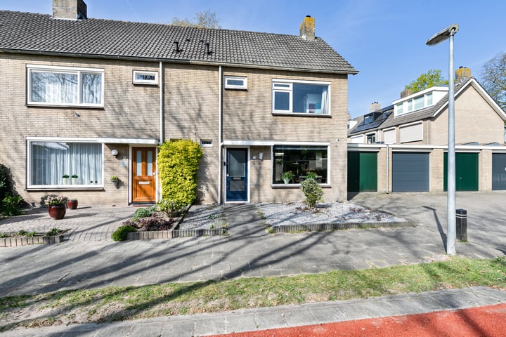 Photo of property Oranjelaan 1, Hoevelaken