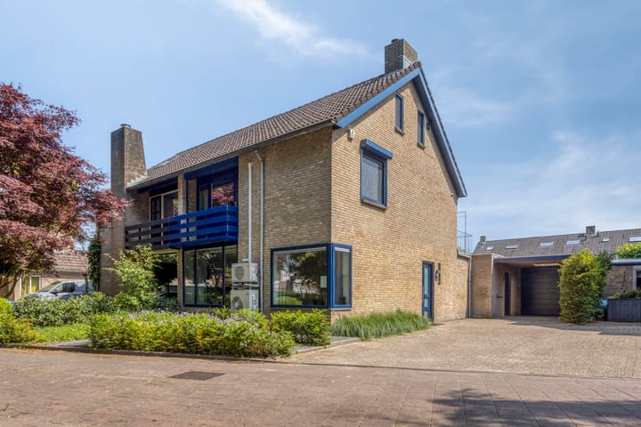 Oranjelaan 16 in Baarle-Nassau