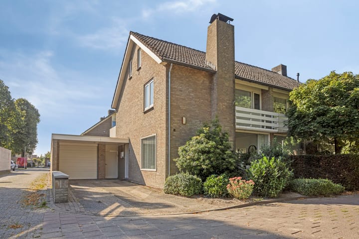 Oranjelaan 22 in Baarle-Nassau