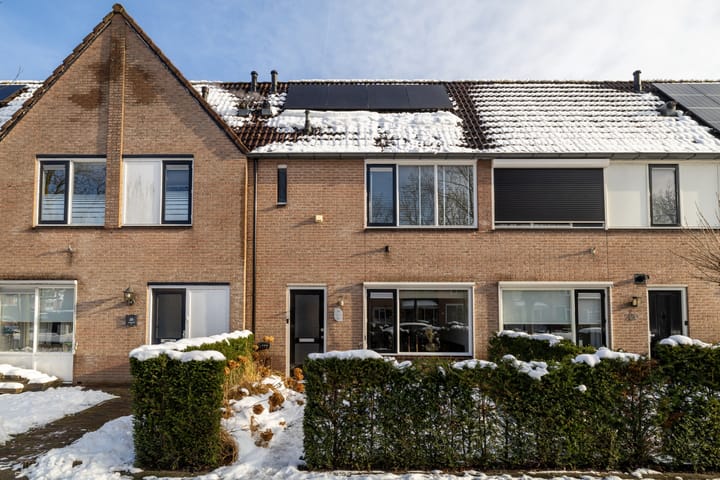 Photo of property Oranjelaan 22, Nunspeet