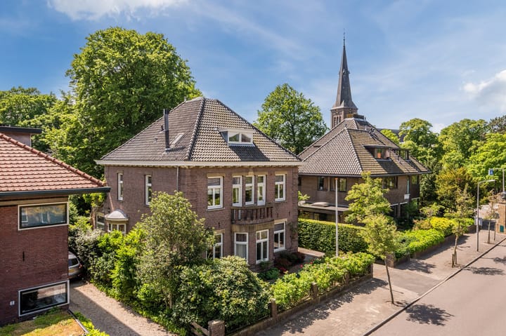 Oranjelaan 4 in Oegstgeest