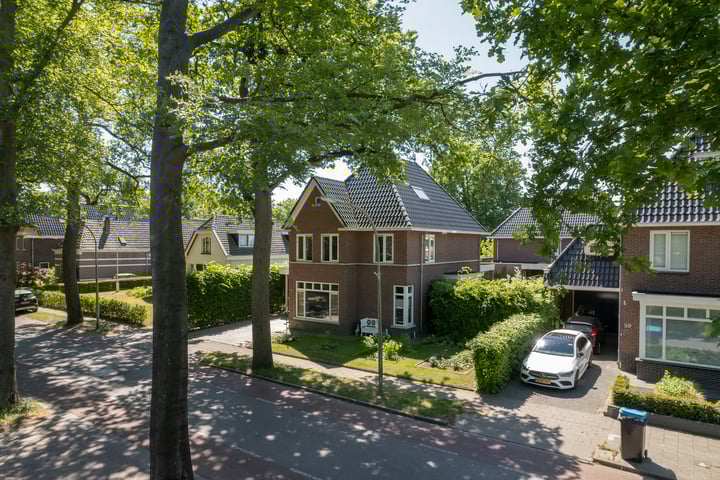 Oranjelaan 57 in Diepenveen foto