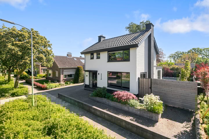 Oranjestraat 20 in Duiven