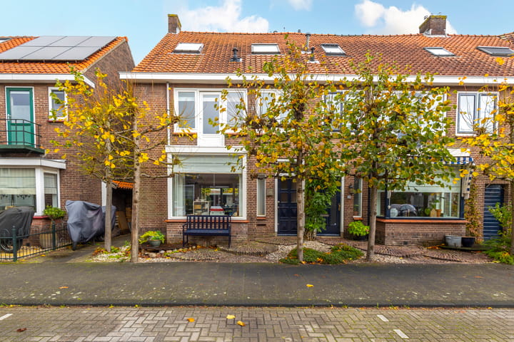Photo of property Oranjestraat 24, Sliedrecht