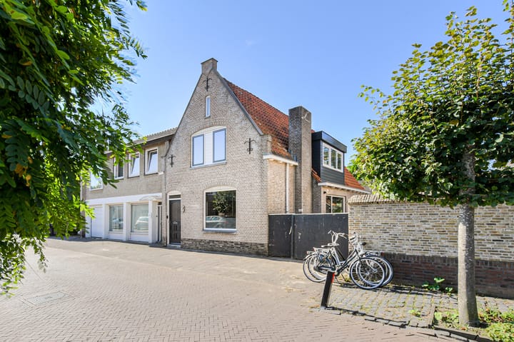 Oranjestraat 4 in Raamsdonksveer