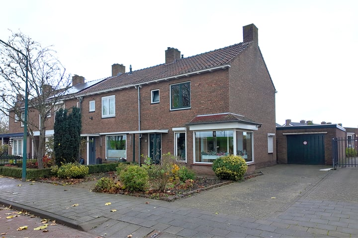 Oranjestraat 6 in Klundert