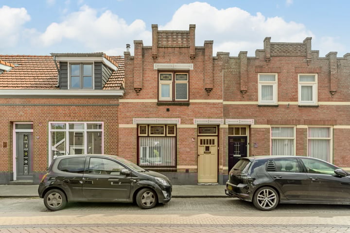Oranjestraat 99 in Gilze