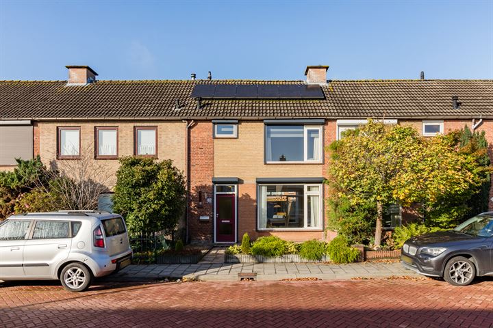 Orchideestraat 6 in Steenbergen