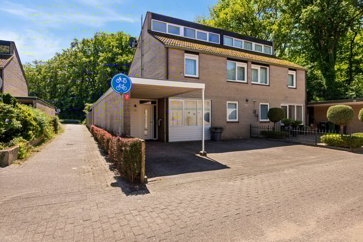 Oringerbrink 132 in Emmen foto