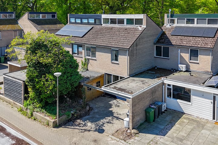 Photo of property Oringerbrink 86, Emmen