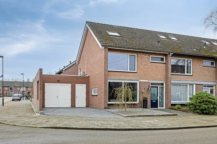 Orionstraat 1 in Asten