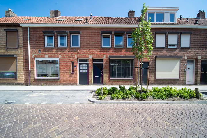 Foto van woning Oscar Leeuwstraat 8, Tilburg