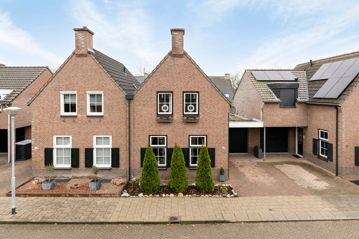 Oscar Woltersstraat 21 in Venlo