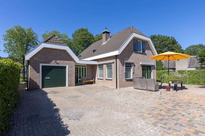 Photo of property Ossenweide 37, Zwaag