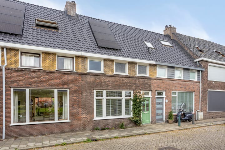 Photo of property Ottergracht 13, Rotterdam