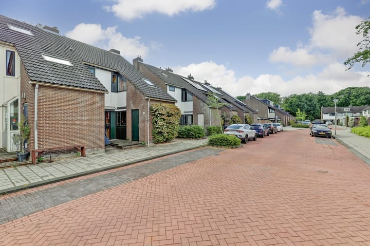 Ottersveen 448 in Spijkenisse