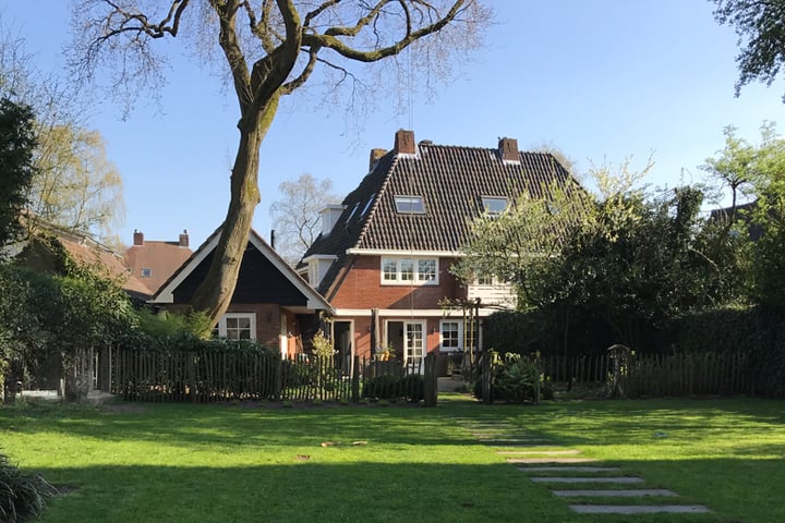 Photo of property Oud Blaricummerweg 17, Laren