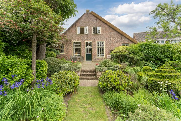 Photo of property Oud Laren 15, Laren