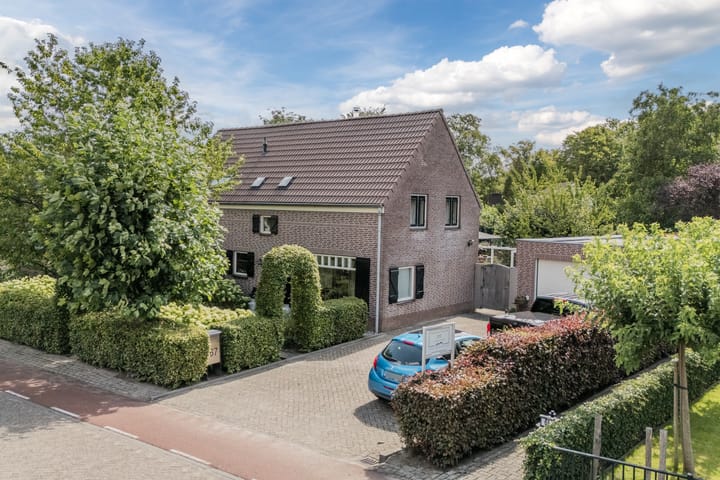 Oude Antwerpsepostbaan 67 in Hoeven foto