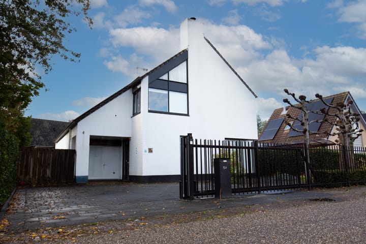 Oude Baan 15A in Hulten