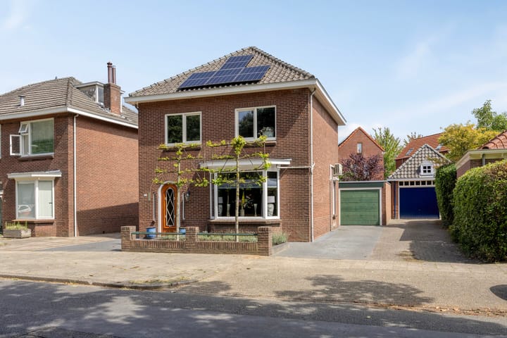 Oude Bornseweg 142 in Hengelo